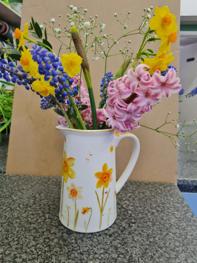 Bluebells & Balloons - Spring Flowers